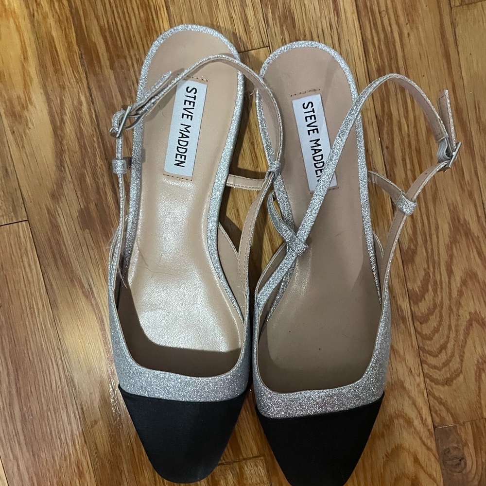 Steve Madden Silver Glitter Flats Size 9